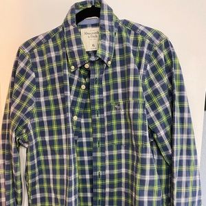 Abercrombie & Fitch men’s button-down long sleeve blue and green plaid shirt XL